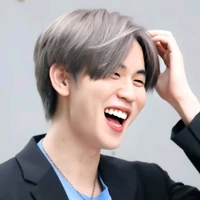 เปรม(นายเอก)