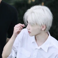 มาร์ค (เพื่อนพระเอก)