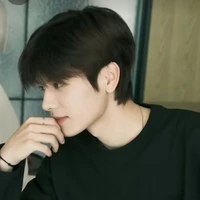 เเบล็ค(พ่อพระเอก💖)