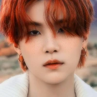 Min Yoongi *a hacker and jk left hand  *