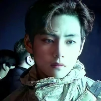 Kim Taehyung ( CEO of Blue pearls Corp.)