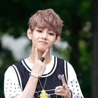 °TAEHYUNG° [16 years old]