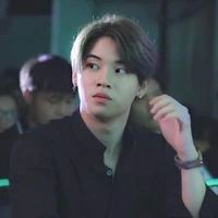 เก้า(เพื่อนพระเอก)