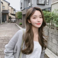 ยูยิน(พี่สาวคิม+ไอดอลคนที่2)
