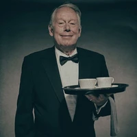 kang dae-han ( head butler)