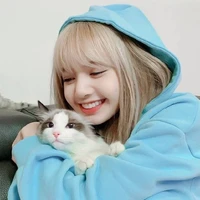 Jeon Jeonara Grazi Maximilian