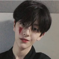 คิม(พระเอก+1)