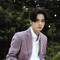 เพทาย(พระเอก)