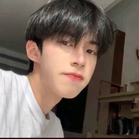 วอลล์(พี่ชายนางเอก)💜