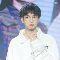 หลี่หยาง