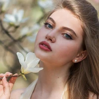 Veronica De Arco(1st FLs twin sister)