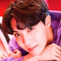hobi - 16 años
