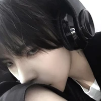 ภาคิน(พี่น.อ)(พ.อ)👑