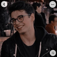 Aiden white( liam son)