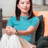 กานดา(แม่พระเอก)