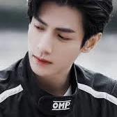 ปลื้ม.รุ่นพี่+ชอบน้องนอ.
