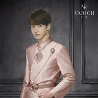 จันทร์(นายเอกชาติก่อน)