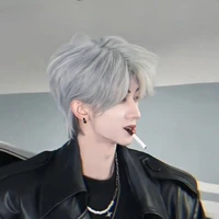 พฆักค์🕴️✓°น.อ นํ้าผึ้ง✓°