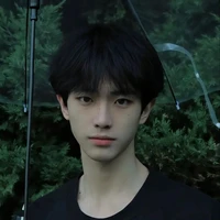 ทอย(เพื่อยูริ)