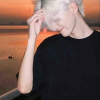 ไวท์(พระเอก)