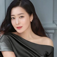 Marry grandelia Alexander