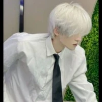 หลิ๋ว // ???