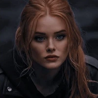 Addison (19 años, hermana de Owen)