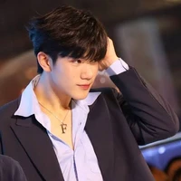 พิ้ง🪐