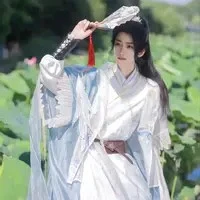 ลั่วอวิ๋นเฮ่อ(พ.อ+ตี้จวิน)​