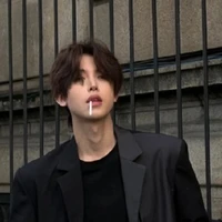 ธนา|อายุ20