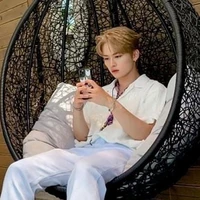 ลีโนมินโฮ.เพื่อนนอ.