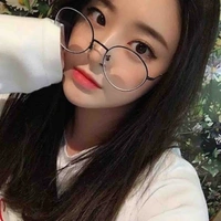 เฟรน(เมื่อก่อน+ตอนใส่แว่น)