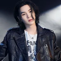 Min yoongi (Suga)