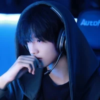 คิง(พระเอก+มาเฟีย+หนุ่มฮอต)