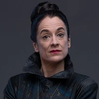 ซินเทียร์::ราชินี