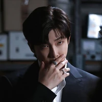 ธีระ