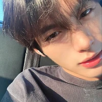 คิว(เพื่อนนายเอก)
