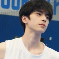 เฟิร์ส(พี่ชายนาย(เอก)ร้าย)