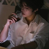 คิมหันต์(พ.อ+มาเฟียอันดับ1+แวมไพร์)