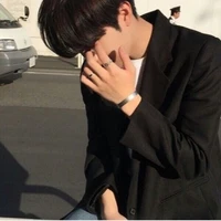 D (นายเอก)