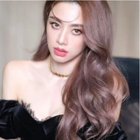 F (สาวร้านเหล้า)​