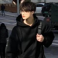 วิน (พี่ชาย น.อ)