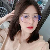 kim-nari /fl  roommate