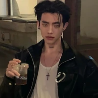 ใต้ฝุ่น