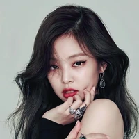 Lee Jennie