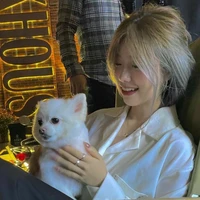 🍷แชมเปญ(พี่สาวนางเอก)