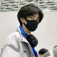 เควิน ( พระเอก ) 👑