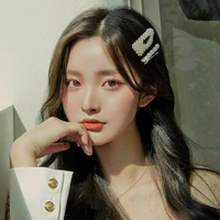 กรีน(พี่สาวน.อ-แฝดน้อง)