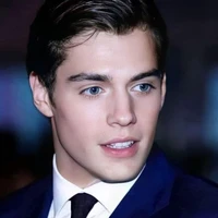 Steven Wesley