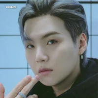 Yoongi(suga)
